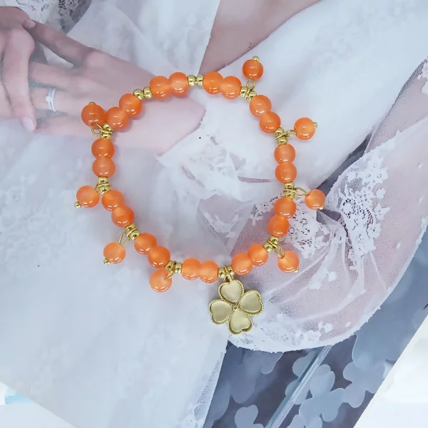 結果的橙色四葉草×固定式串珠手鍊