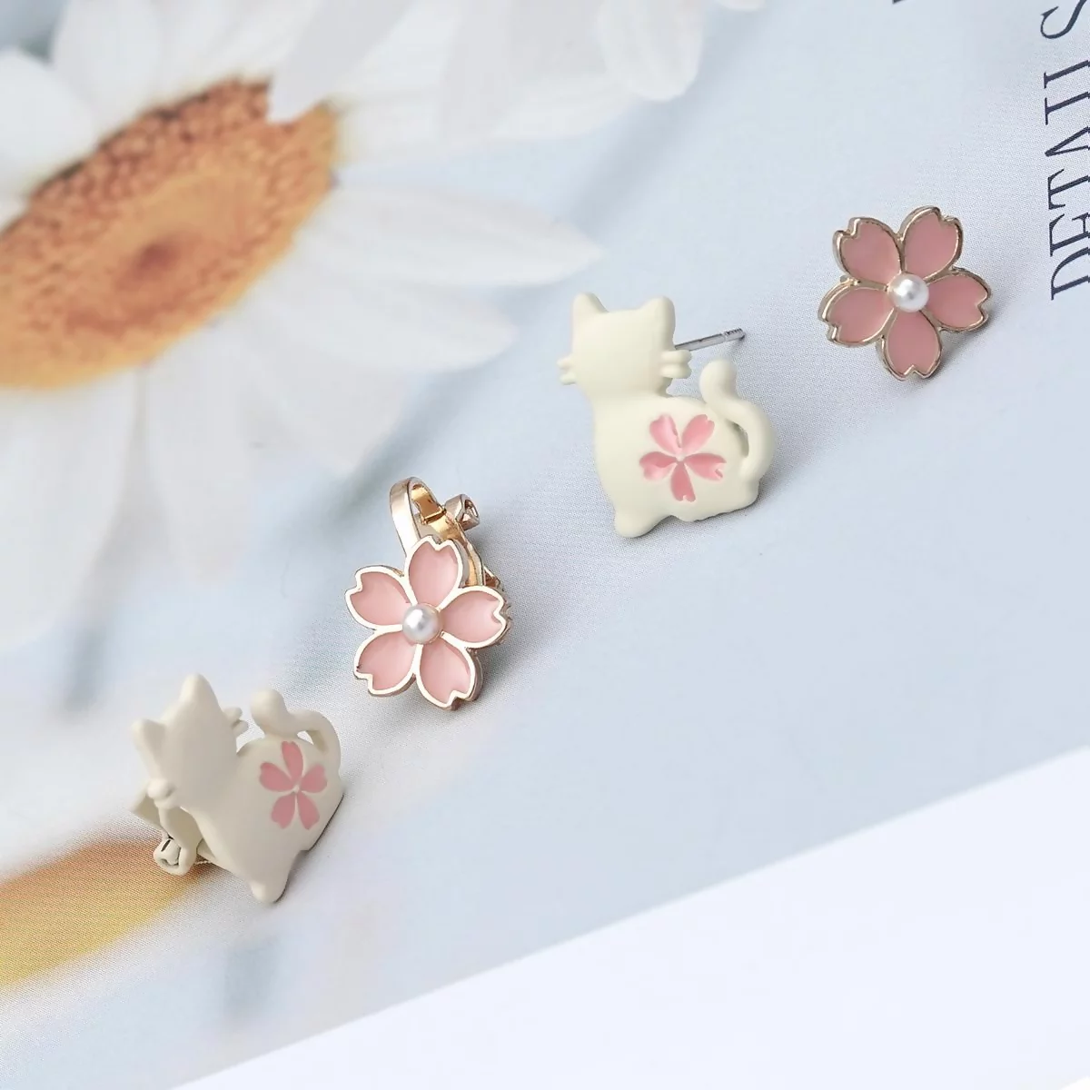 白貓粉櫻花卉×不對稱三角耳夾-第6張